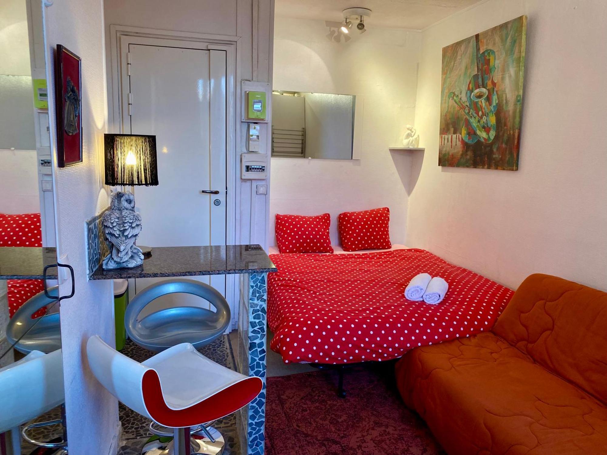 Studio Chic Paris Tour Eiffel Near Eiffel Tower 7Th Floor 外观 照片